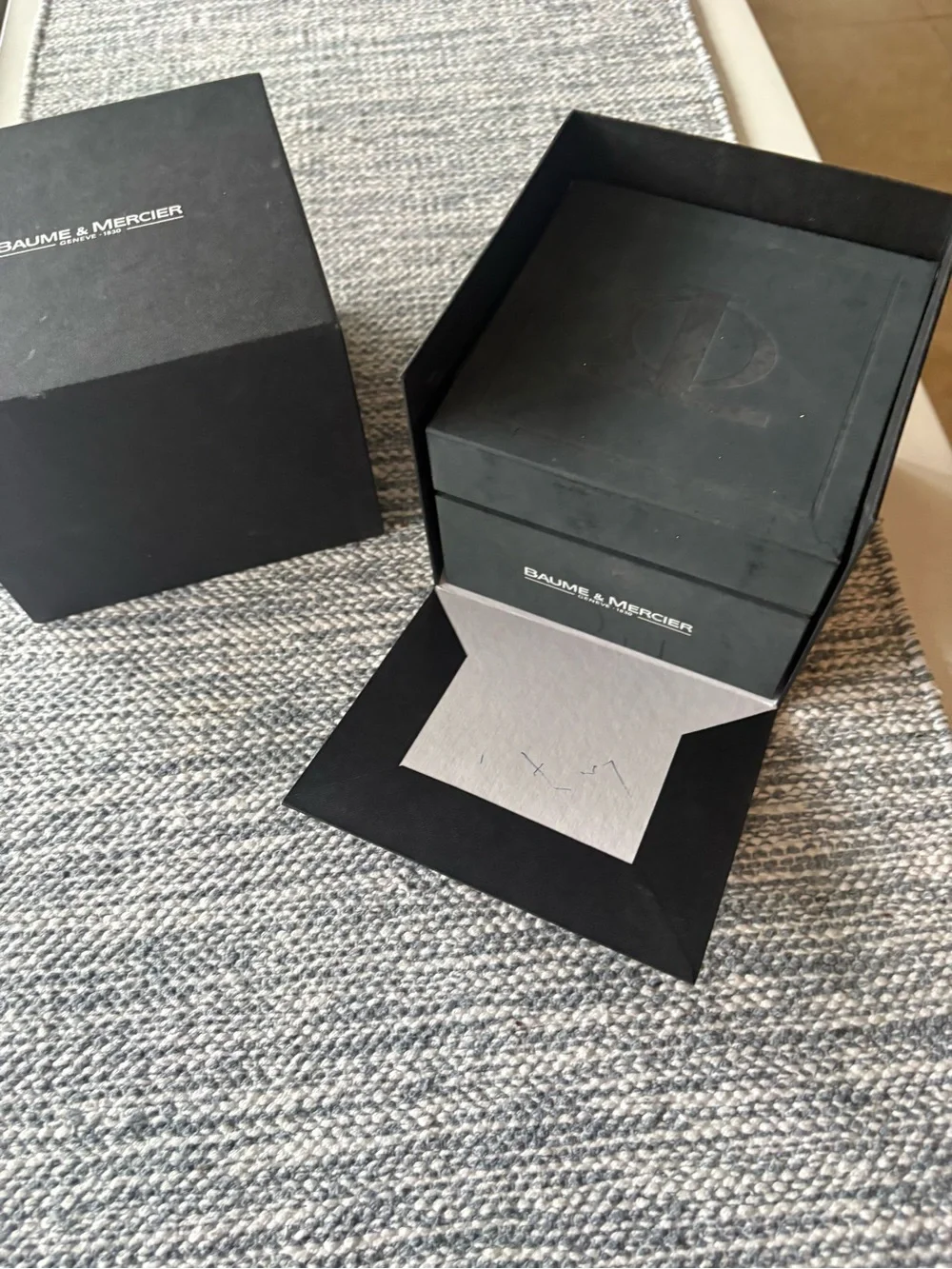 Women’ Baume & Mercier Hampton Classic Silver Rectangular Bracelet Watch